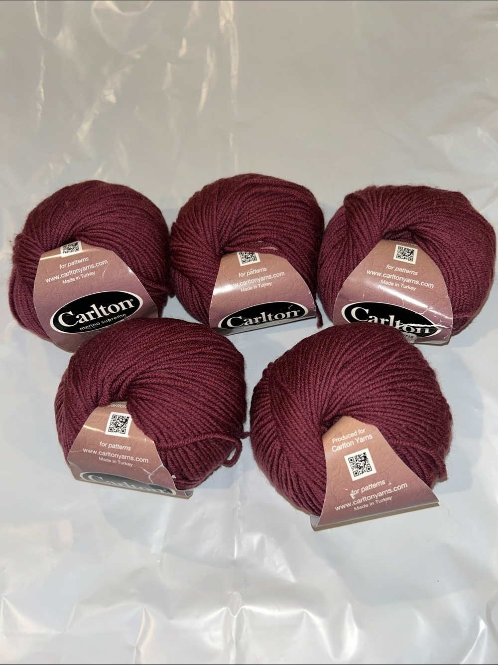 Carlton Merino Superwash Yarn - 100% Merino, Deep Burgundy (5 Balls)